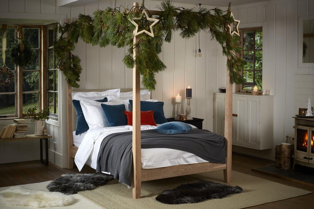 Neptune Christmas bedroom